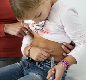 Diabetes bei Kindern und Jugendlichen: Zulassungserweiterung für Insulin glargin 300 E/ml
