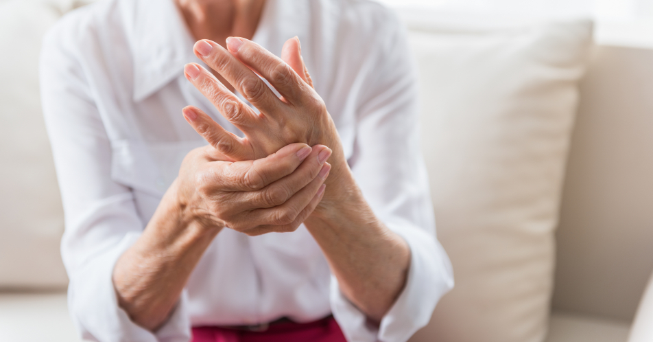 Rheumatoide Arthritis: JAK-Inhibitor wirkt stärker analgetisch als Biologikum