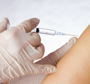 Stillende Mütter: Potenzieller Nutzen der SARS-CoV-2-Impfung bei Risikopersonen überwiegt