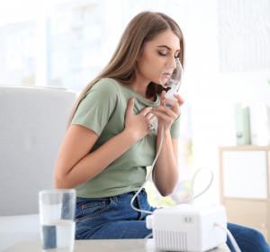 Asthma bronchiale: Indikationserweiterung der extrafeinen Dreifach-Fixkombination