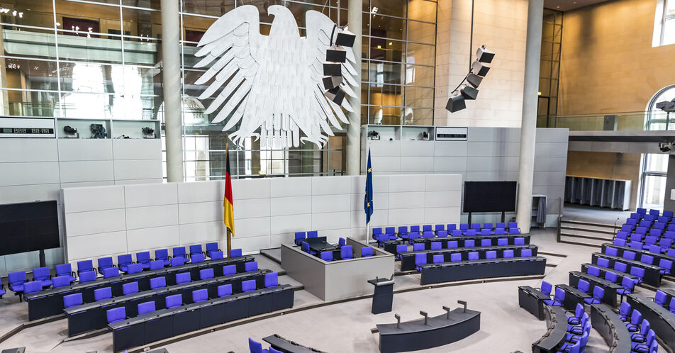 Corona-Regeln für den Bundestag verlängert