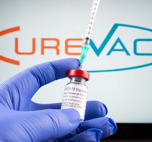 CureVac schließt Vertrag mit Bundesregierung zur Impfstoffproduktion