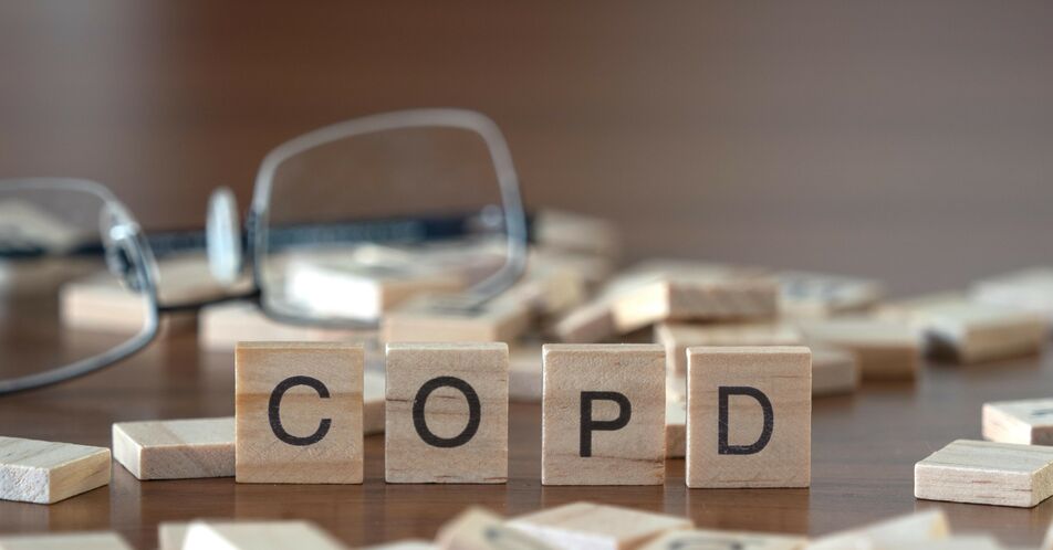 COPD: Triple-Therapie mit optimiertem Dosieraerosol senkt Exazerbationen und Mortalität