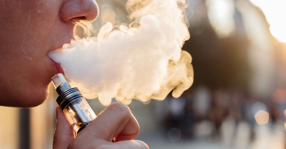 Gesundheitliche Risiken durch e-Zigaretten, Cannabis und Co.