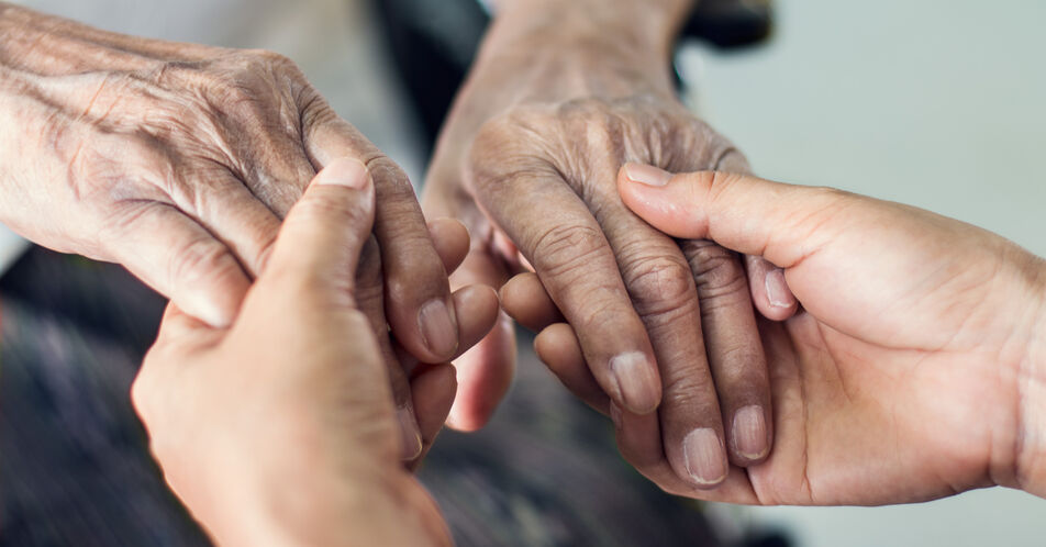 Sozialbündnis macht Druck für Pflegevollversicherung