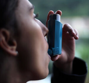 Schweres Asthma: Benralizumab statt Steroide