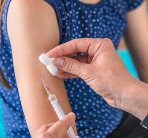 HPV: Früher Impfschutz in der Jugend bietet besten Schutz für das ganze Leben