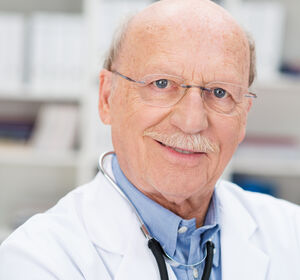 Ärzt:innen warnen vor Ruhestandswelle – Mehr Steuerung im Blick