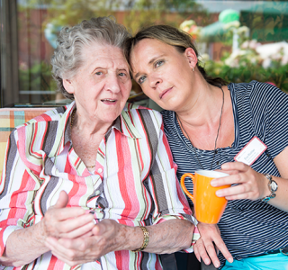 Umgang mit Alzheimer-Patienten: Feste Abläufe helfen Patienten und Angehörigen