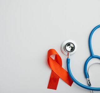 Mit HIV alt werden: Fortschritte in der Behandlung von AIDS